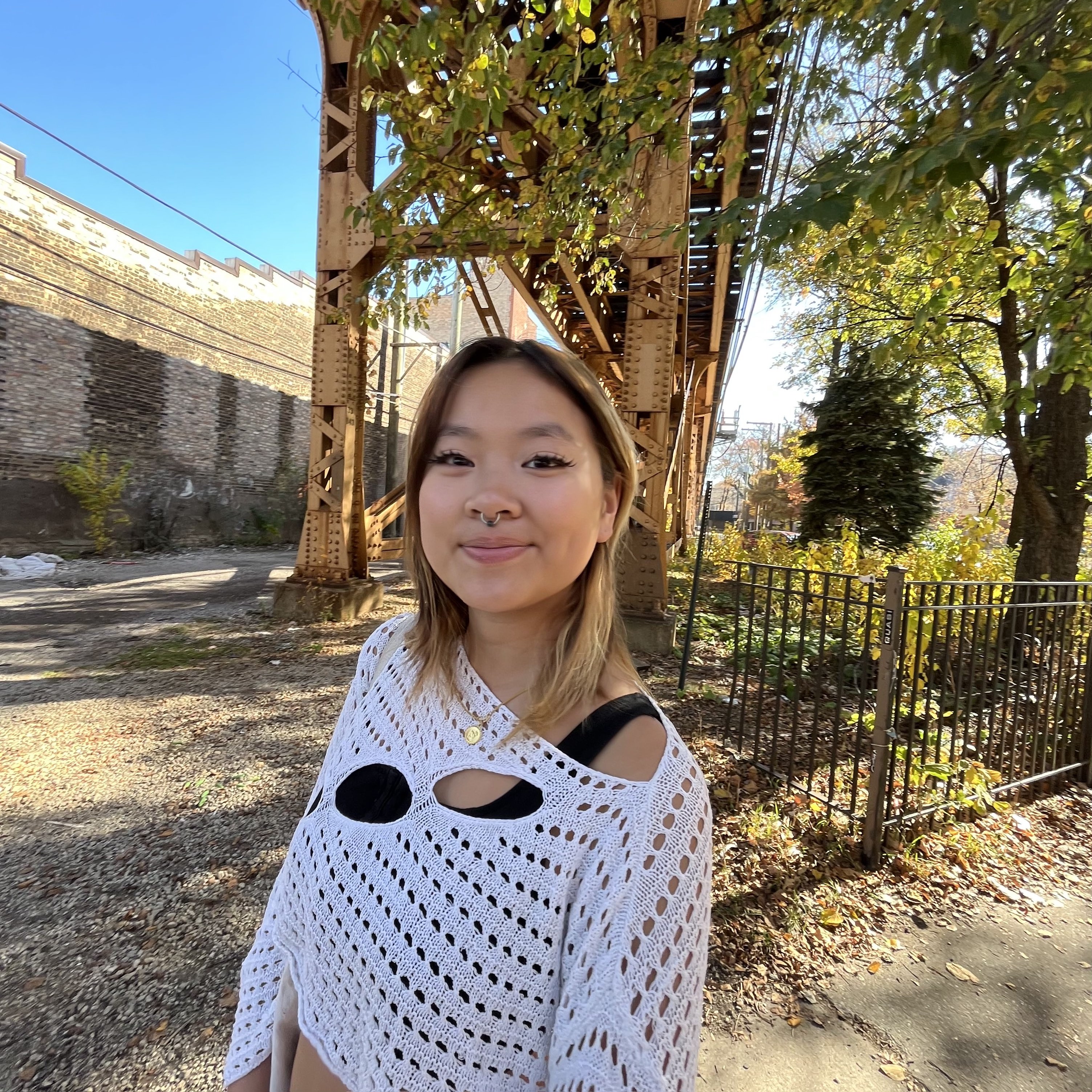 Annie Ho is a sophomore studying Environmental Engineering at Northwestern University. With an interest in sustainability and design, ESW was the perfect place to work on a hands-on project and is excited to join the Biology Team. She hopes to pursue a future in urban sustainability and planning to help keep our cities clean.LINKEDINLINKhttps://www.linkedin.com/in/annie-ho-254138242/